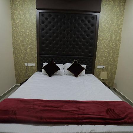 Aparthotel Shivalaya Residency à Thrissur Extérieur photo