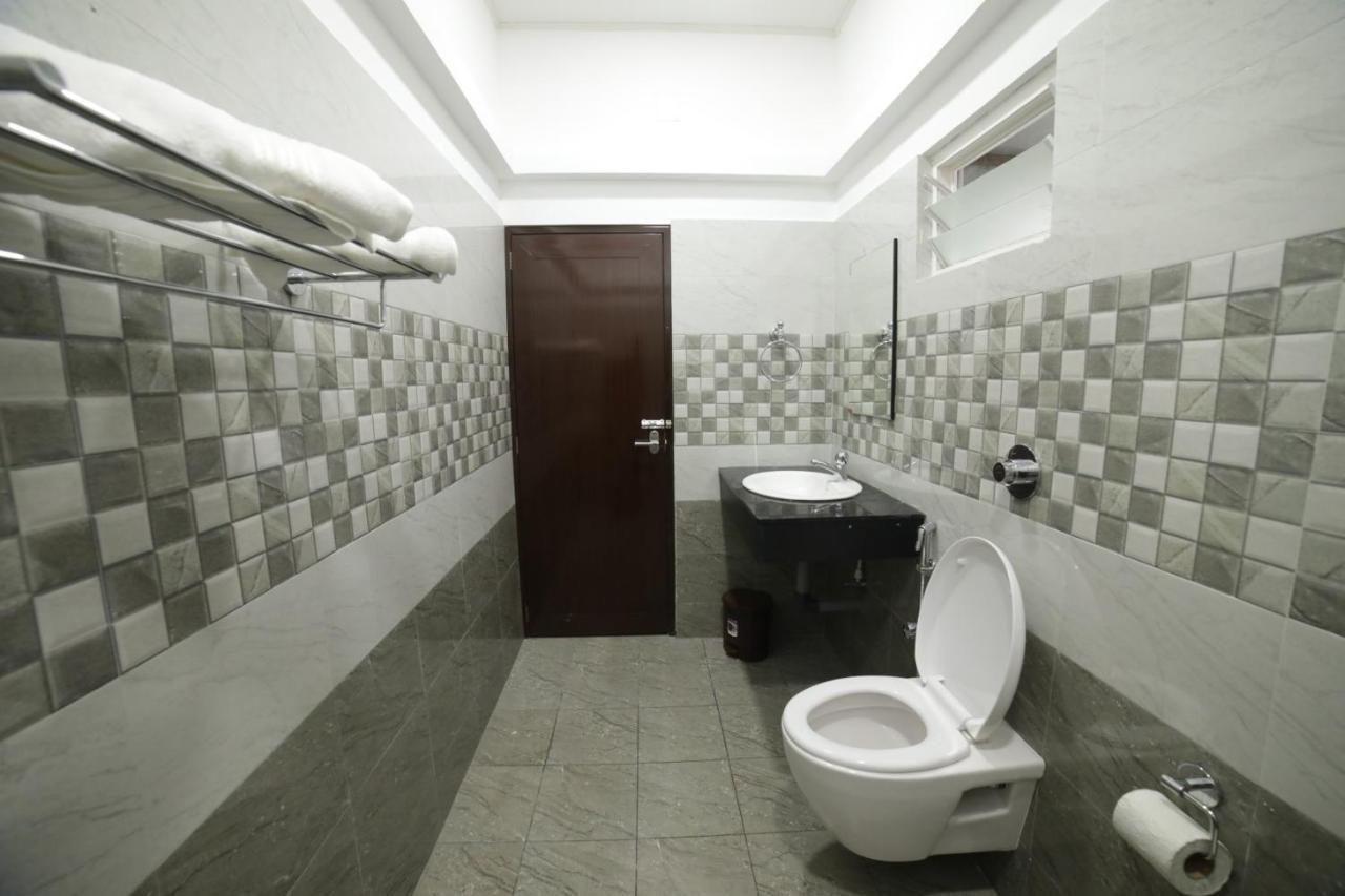 Aparthotel Shivalaya Residency à Thrissur Extérieur photo