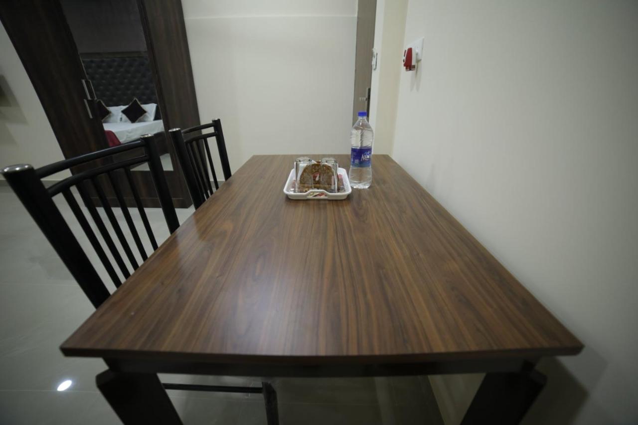 Aparthotel Shivalaya Residency à Thrissur Extérieur photo